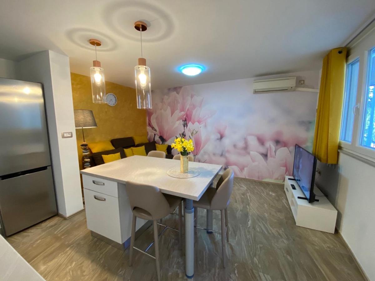 Appartement Mali Stan Opatija Extérieur photo